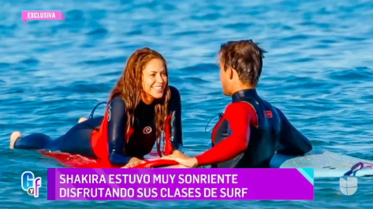 A Shakira se le vio animada, sonriente con su acompañante.