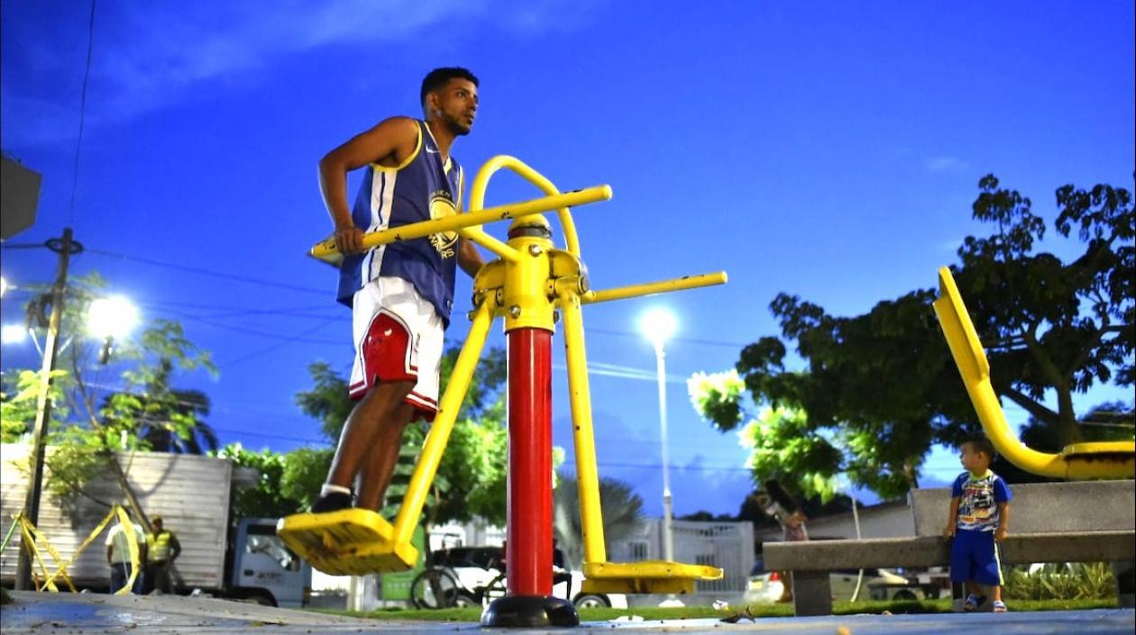 Juegos biosaludables en los parques.