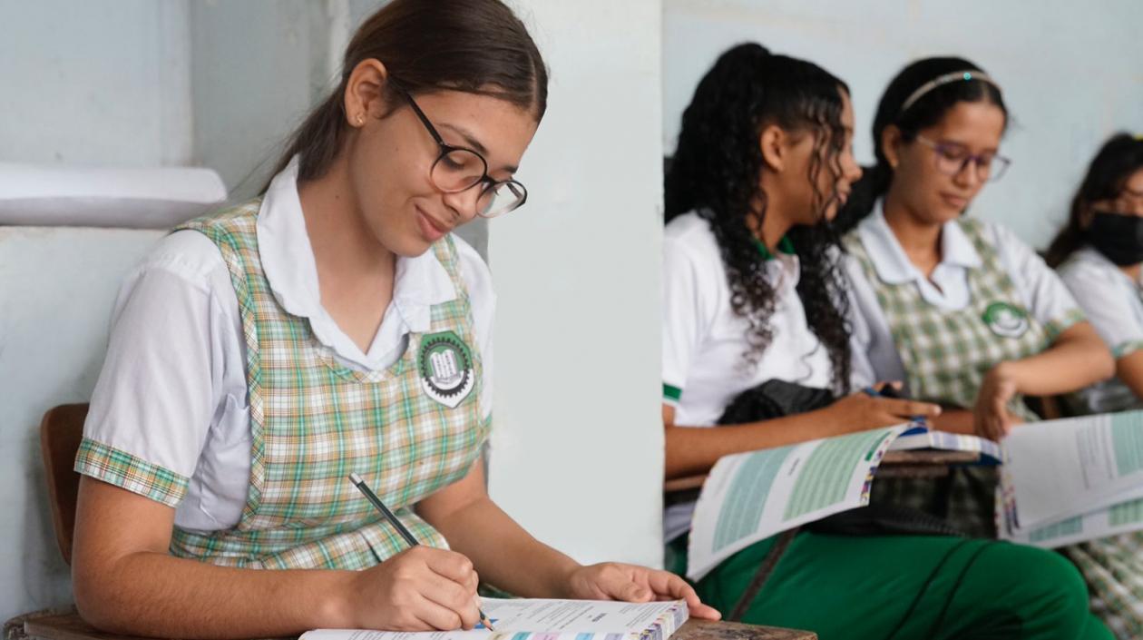 Jóvenes del Atlántico se preparan para Pruebas Saber 11