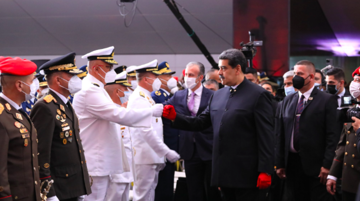 El presidente Nicolás Maduro encabezó una ceremonia con las fuerzas militares de ese pais.