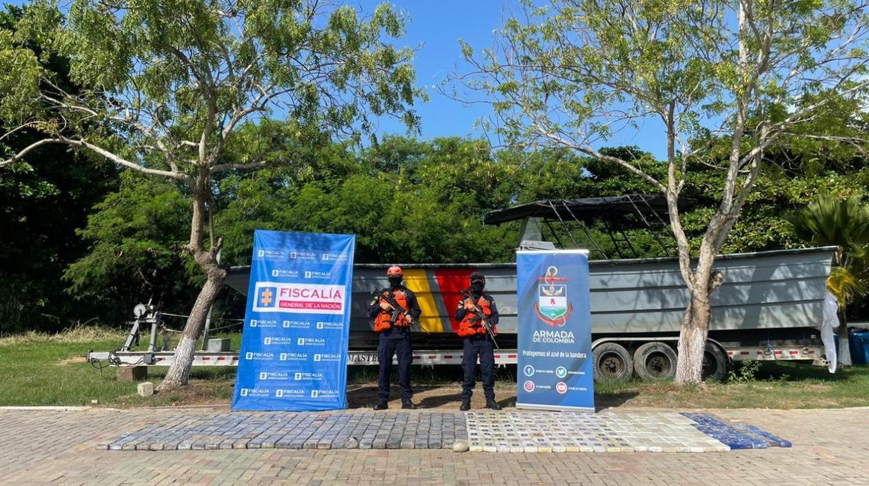 La droga incautada en altamar.