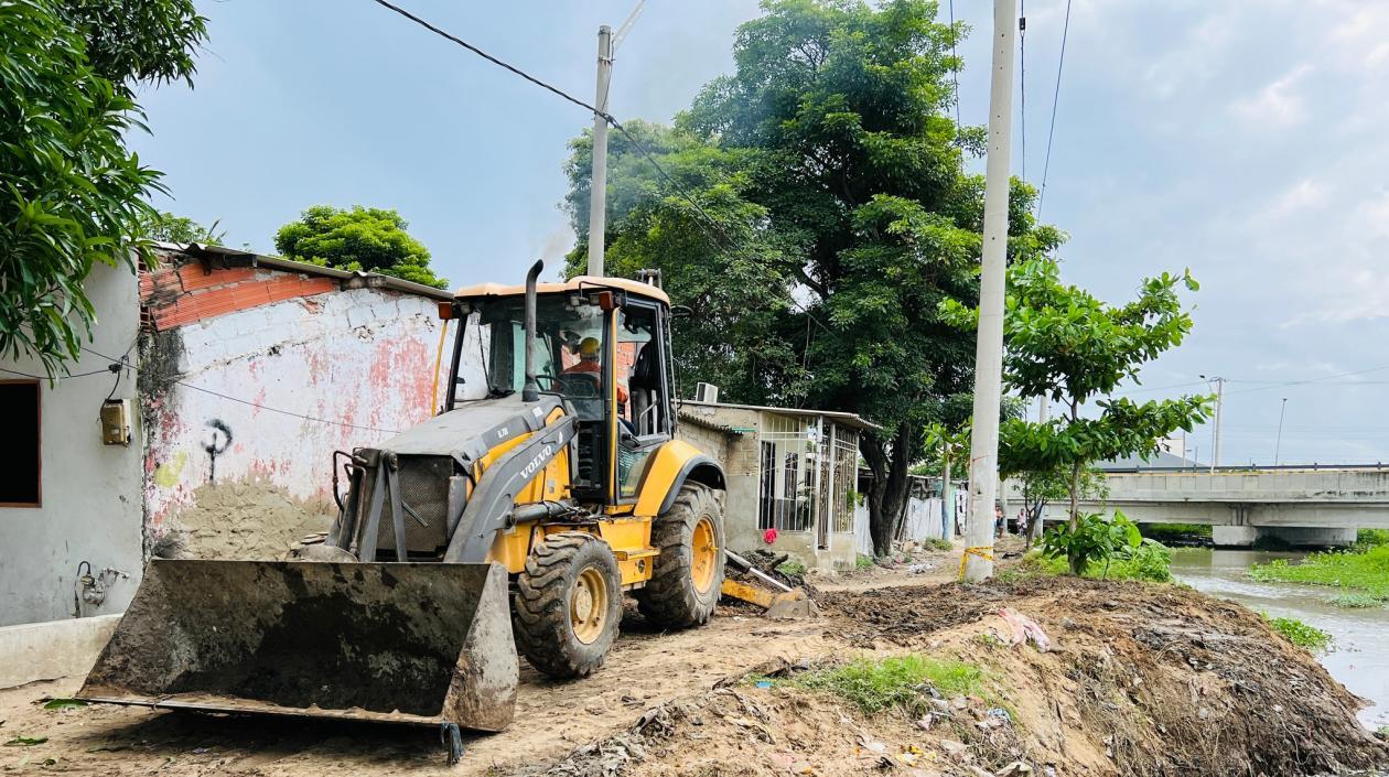 Trabajos en el Caño de la Auyama