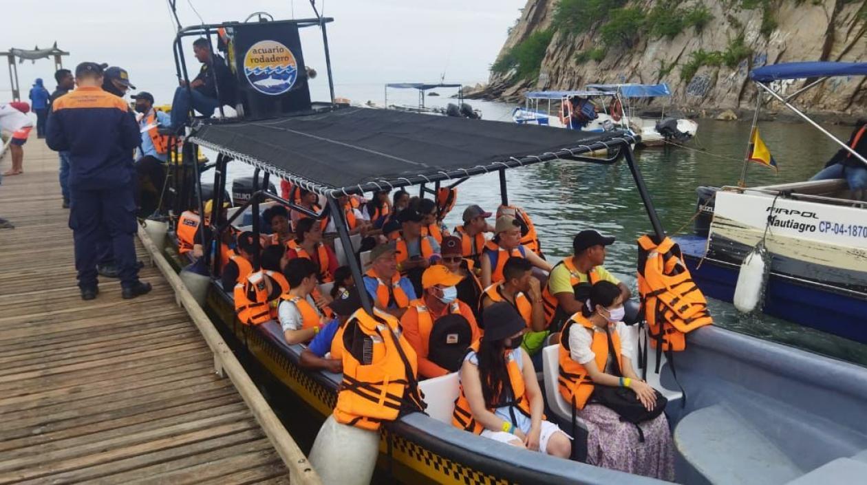 Paseo de turistas en el Magdalena