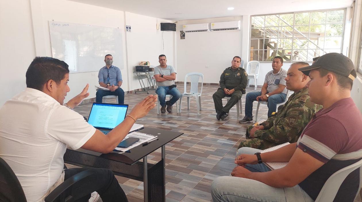 Reunión de seguridad en Malambo.