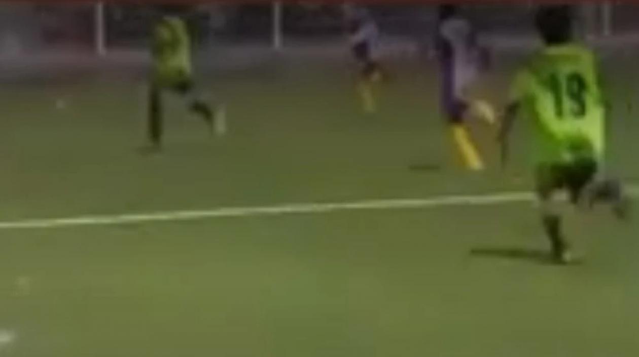 Hubo pánico entre los niños que jugaban y sus padres de familia.