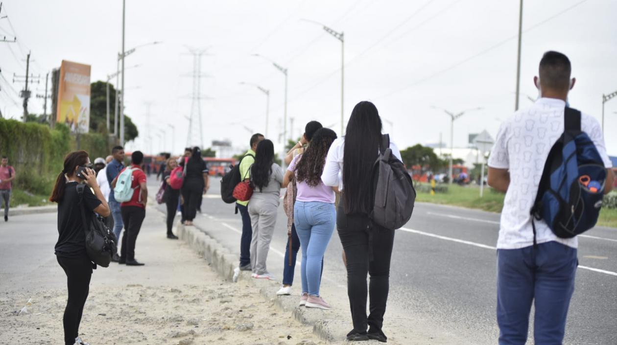 Segundo día de protestas de conductores de buses urbanos.