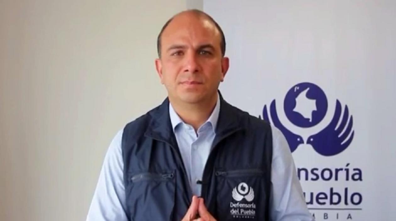 Carlos Camargo, Defensor del Pueblo.