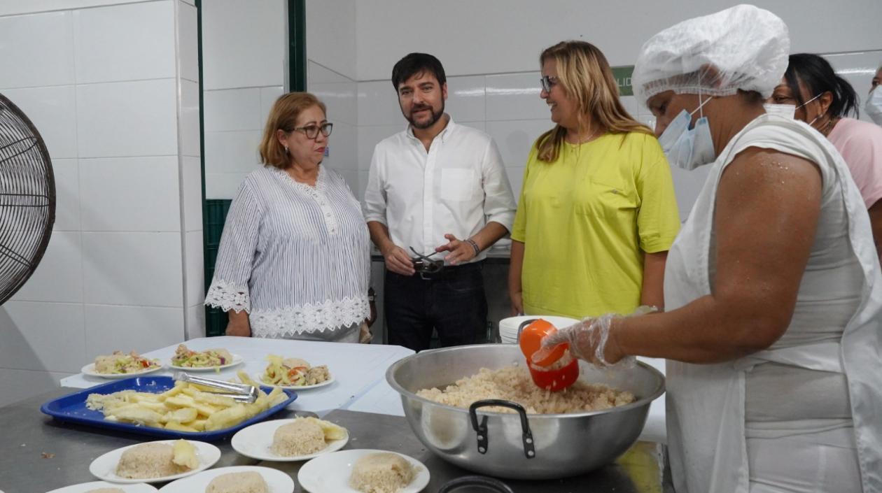 El Alcalde de Barranquilla, Jaime Pumajero.