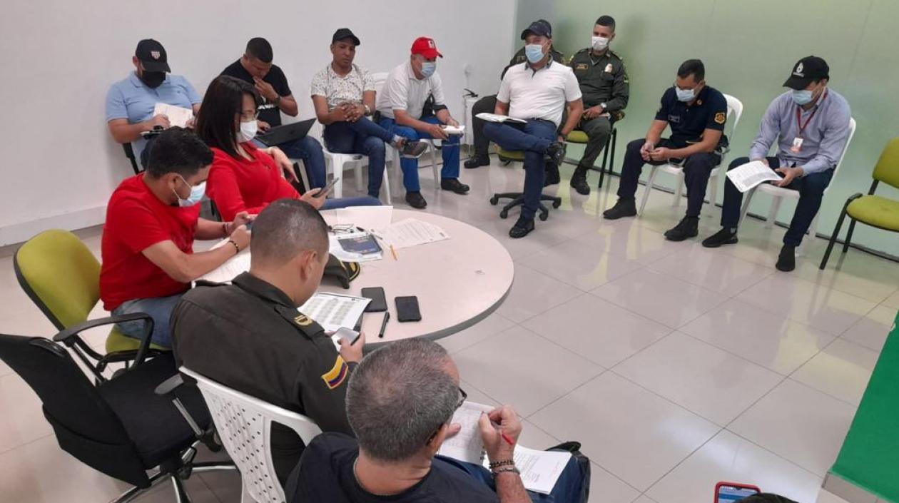 Los diferentes encargados de la Comisión Local para la Seguridad, Comodidad y Convivencia del Fútbol Profesional.