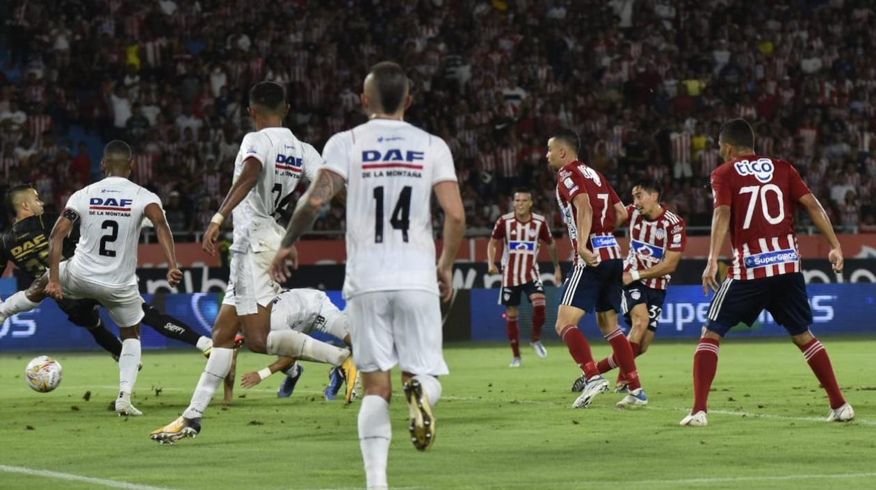 El golazo de Sambueza no fue suficiente.