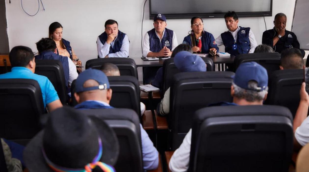 El Defensor del Pueblo, Carlos Camargo.