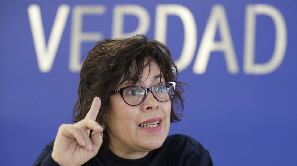 La comisionada Marta Ruiz.