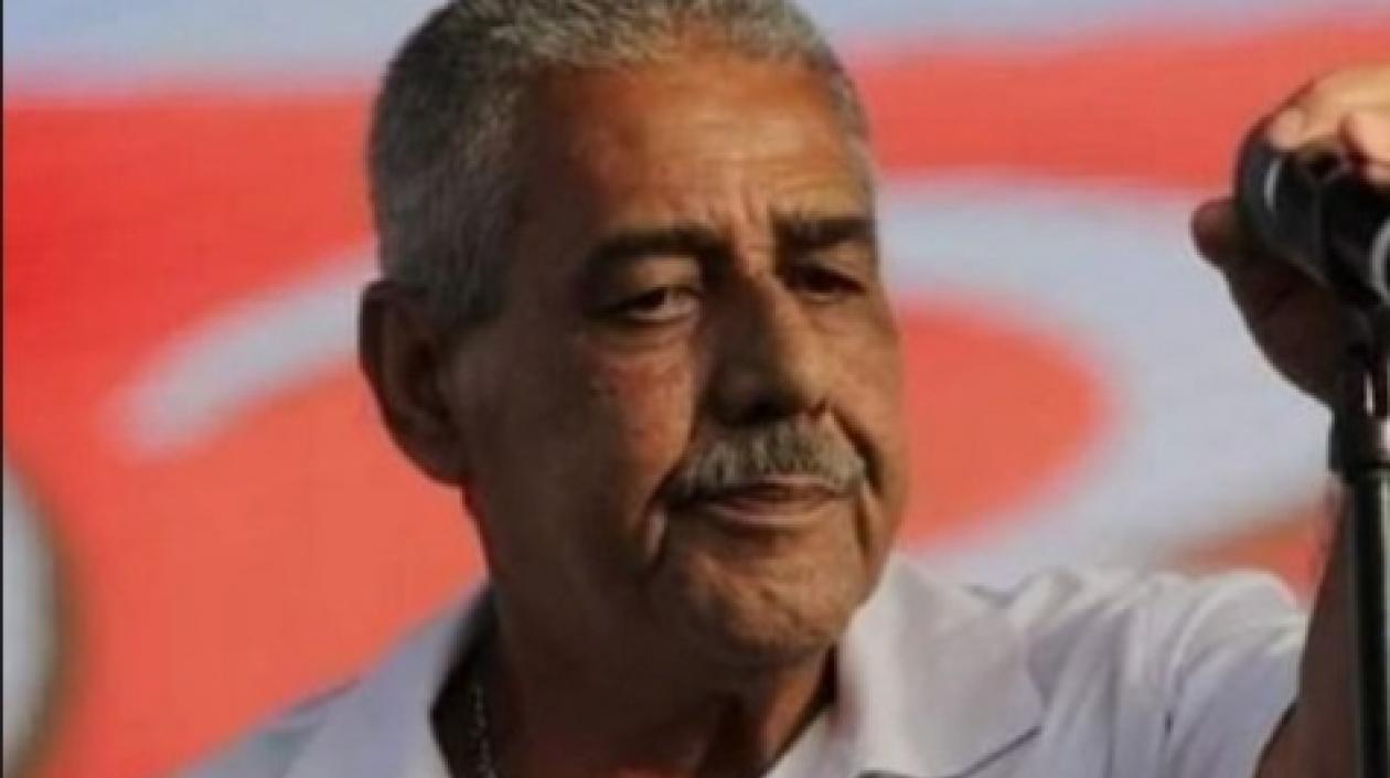 Tito Cruz, cantante de salsa nacido en Puerto Rico.