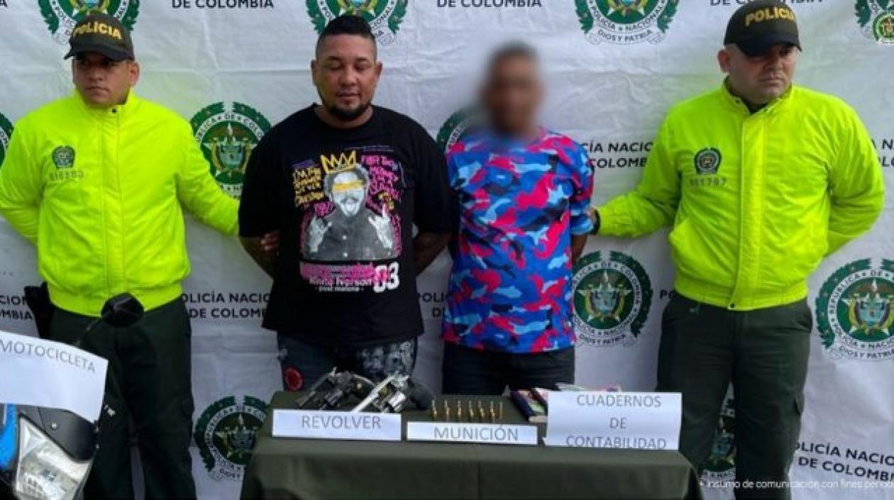 Alias 'Maldad', a la izquierda.