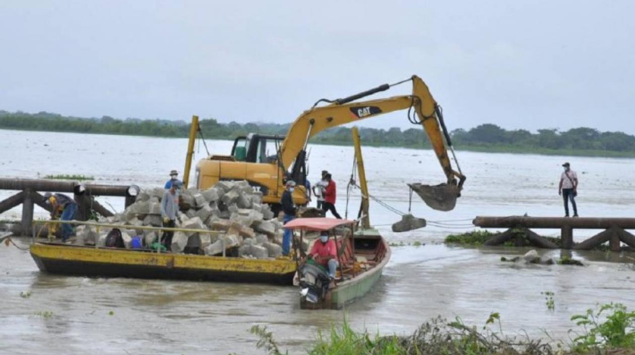 Trabajos de mitigación en el punto "Cara de Gato" en la Mojana.