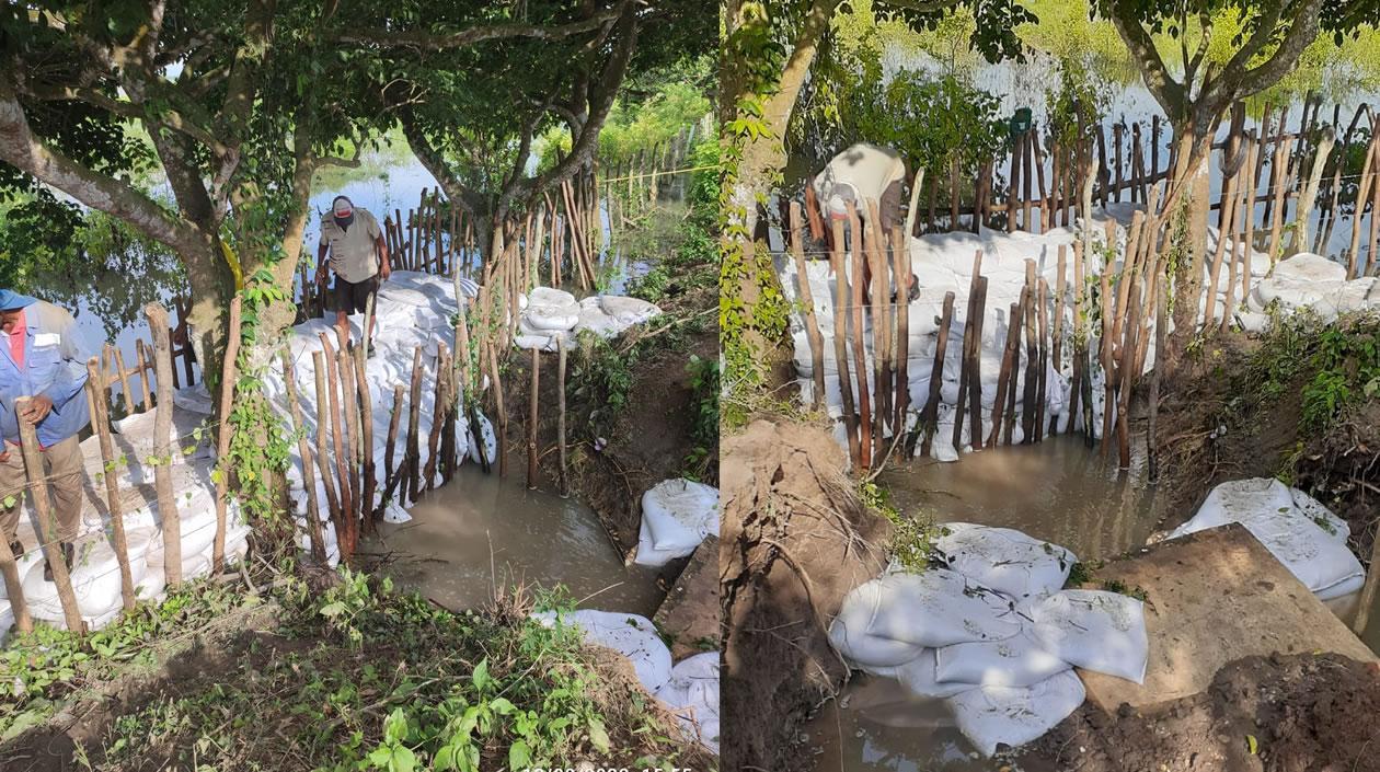 La filtración controlada con tablestacado y bolsas de arena.