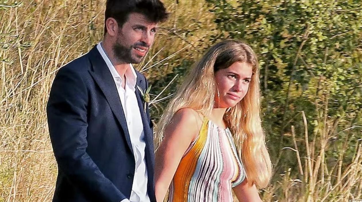 Gerard Piqué y Clara Chía llegan a la boda en Costa Brava.