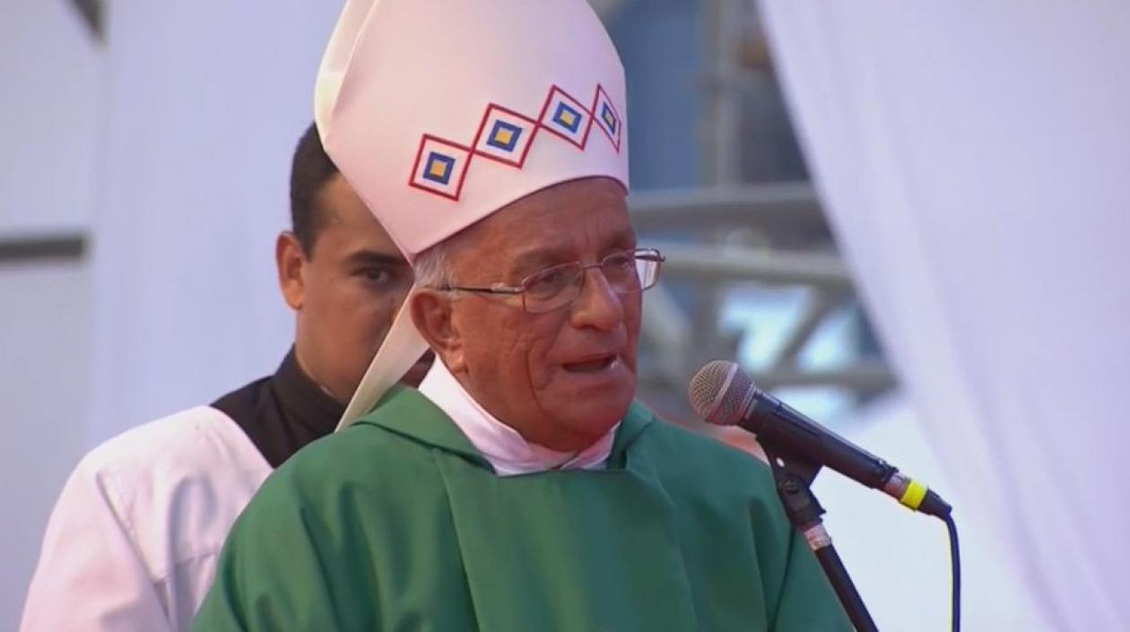 Arzobispo Jorge Enrique Jiménez Carvajal.