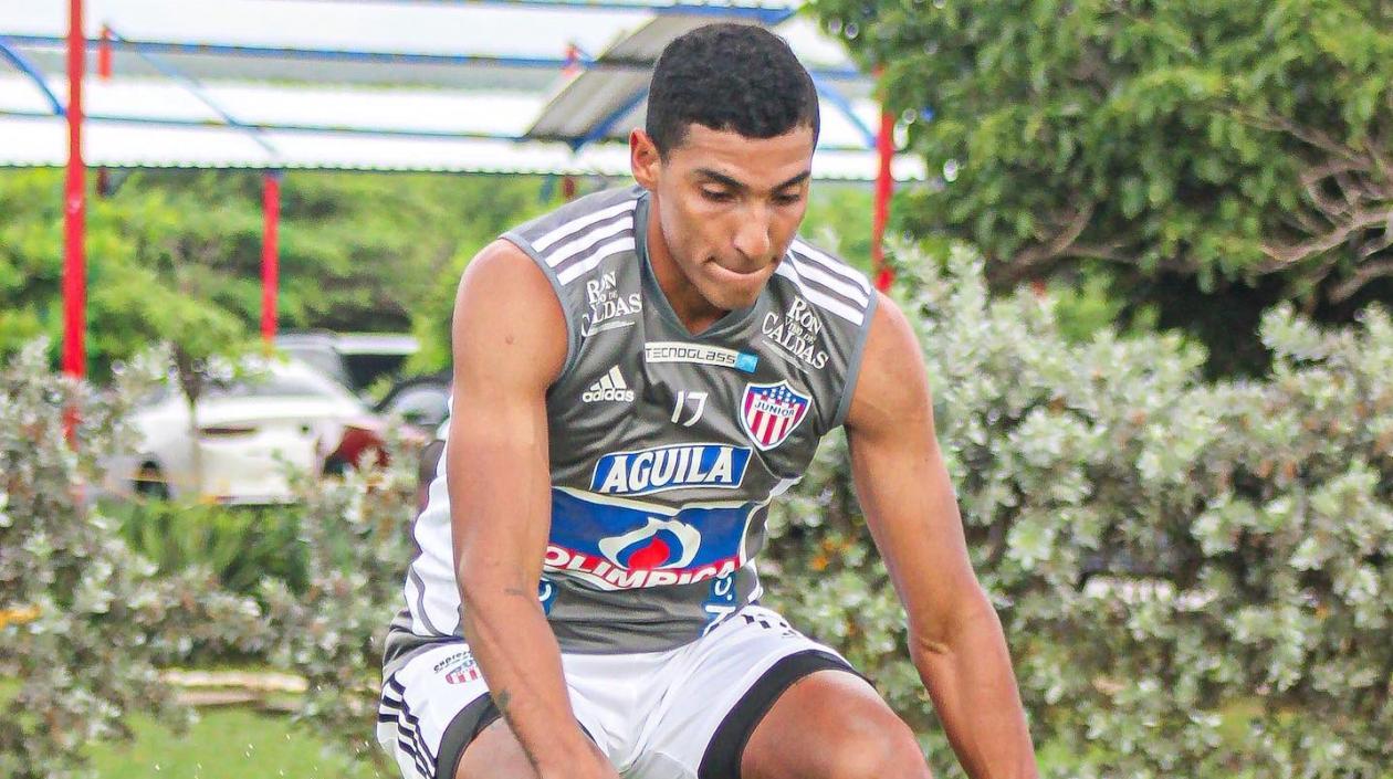 El lateral izquierdo Gabriel Fuentes.