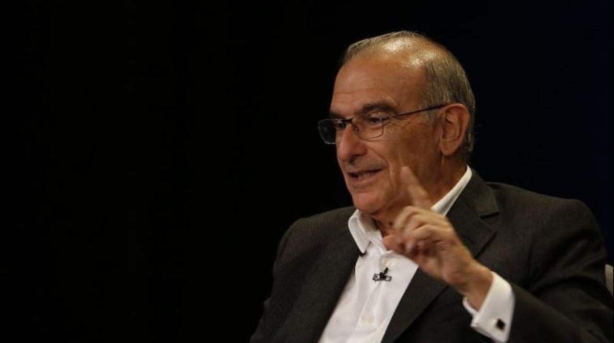 El senador Humberto de la Calle Lombana.