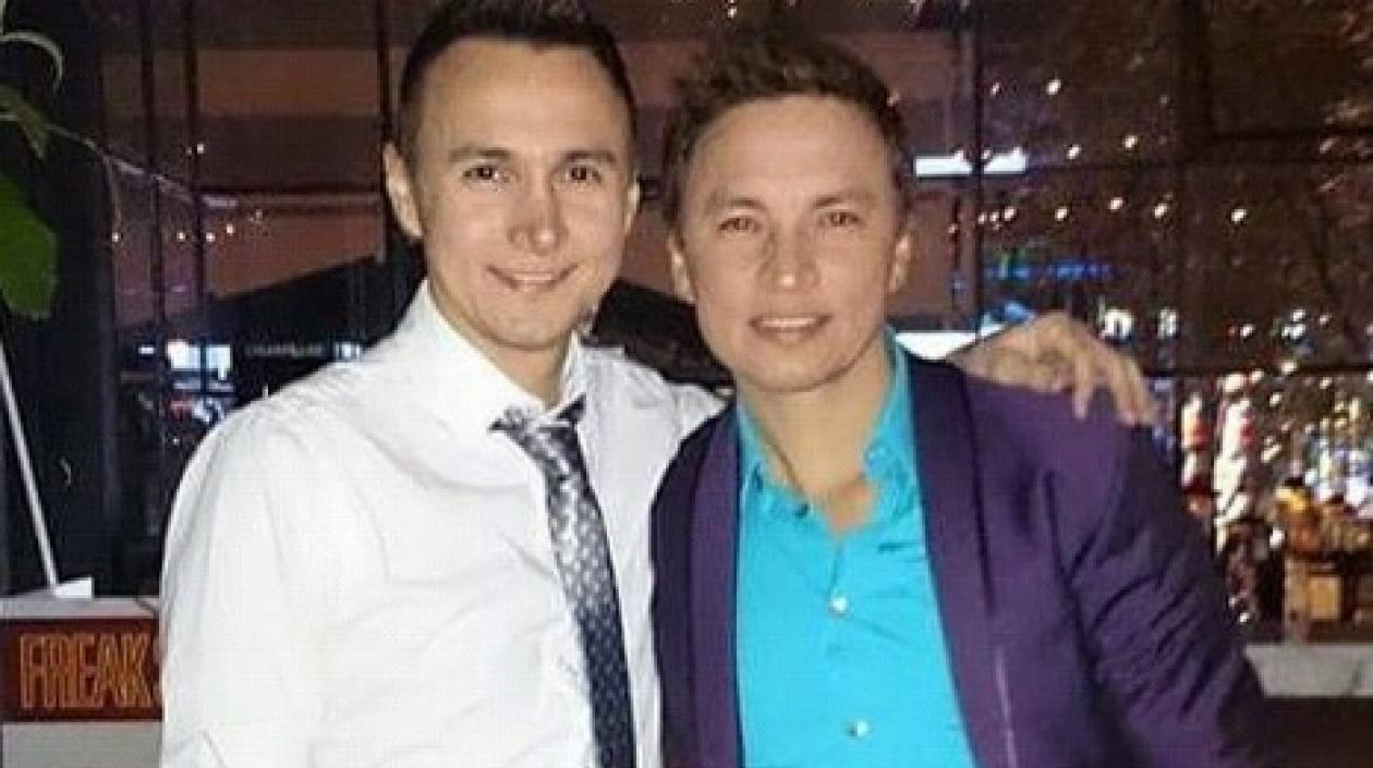Mauricio y Jhonier Leal. A este últmo se le acusa del asesinato de su hermano y de su mama Marleny Hernández.