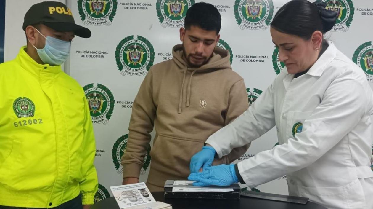 Sebastián Meneses Toro, capturado por la Policía.