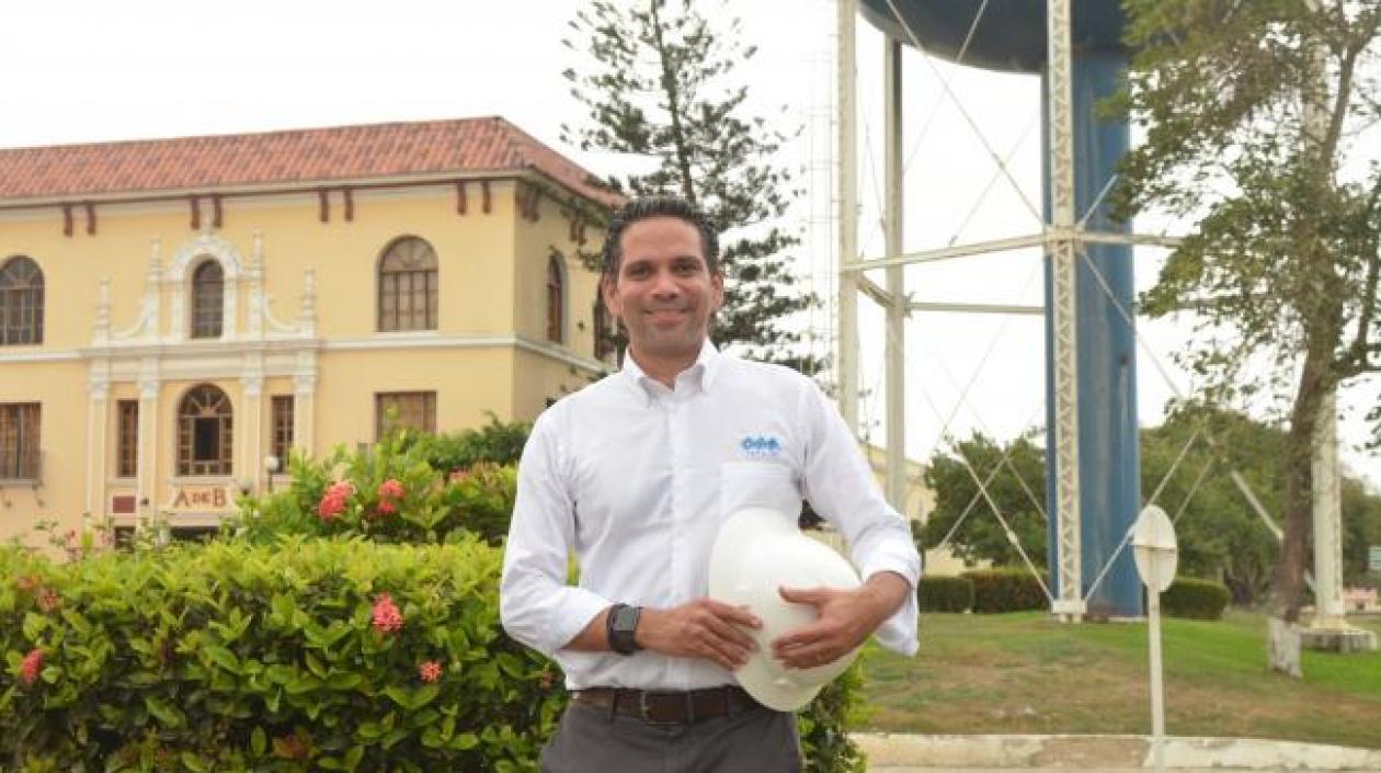 El gerente de Triple A, Jairo De Castro.