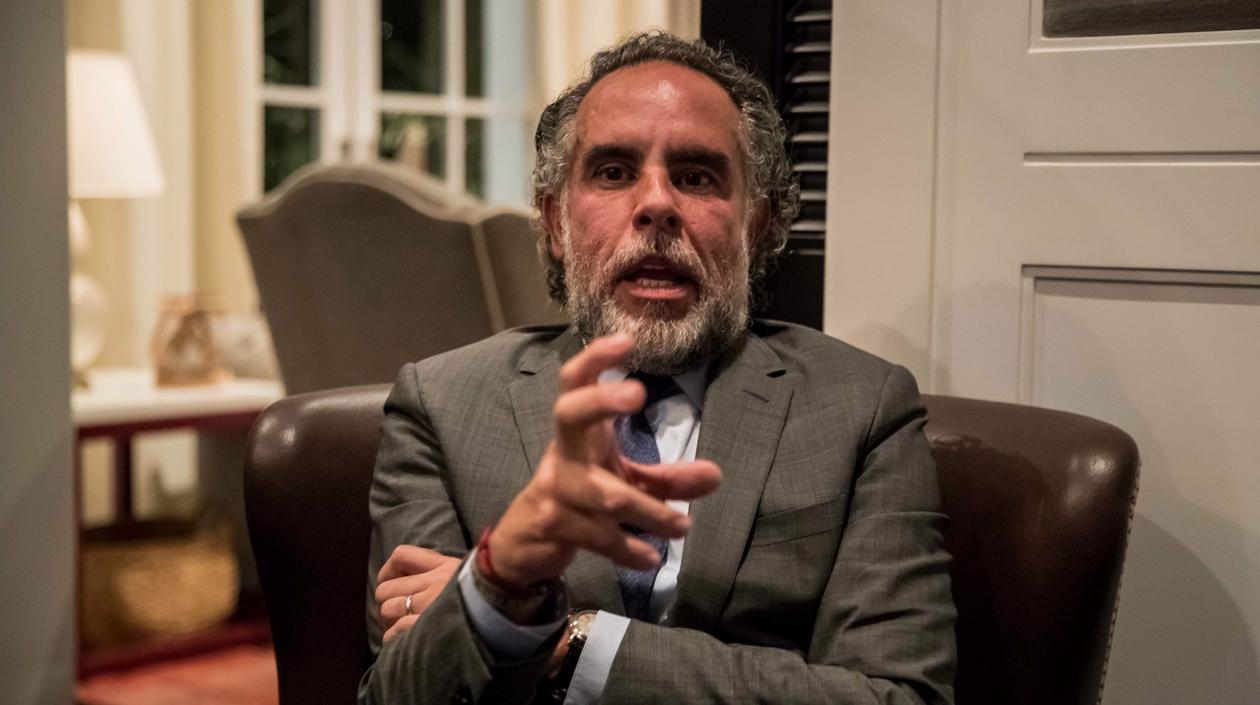 El Embajador de Colombia en Venezuela, Armando Benedetti.