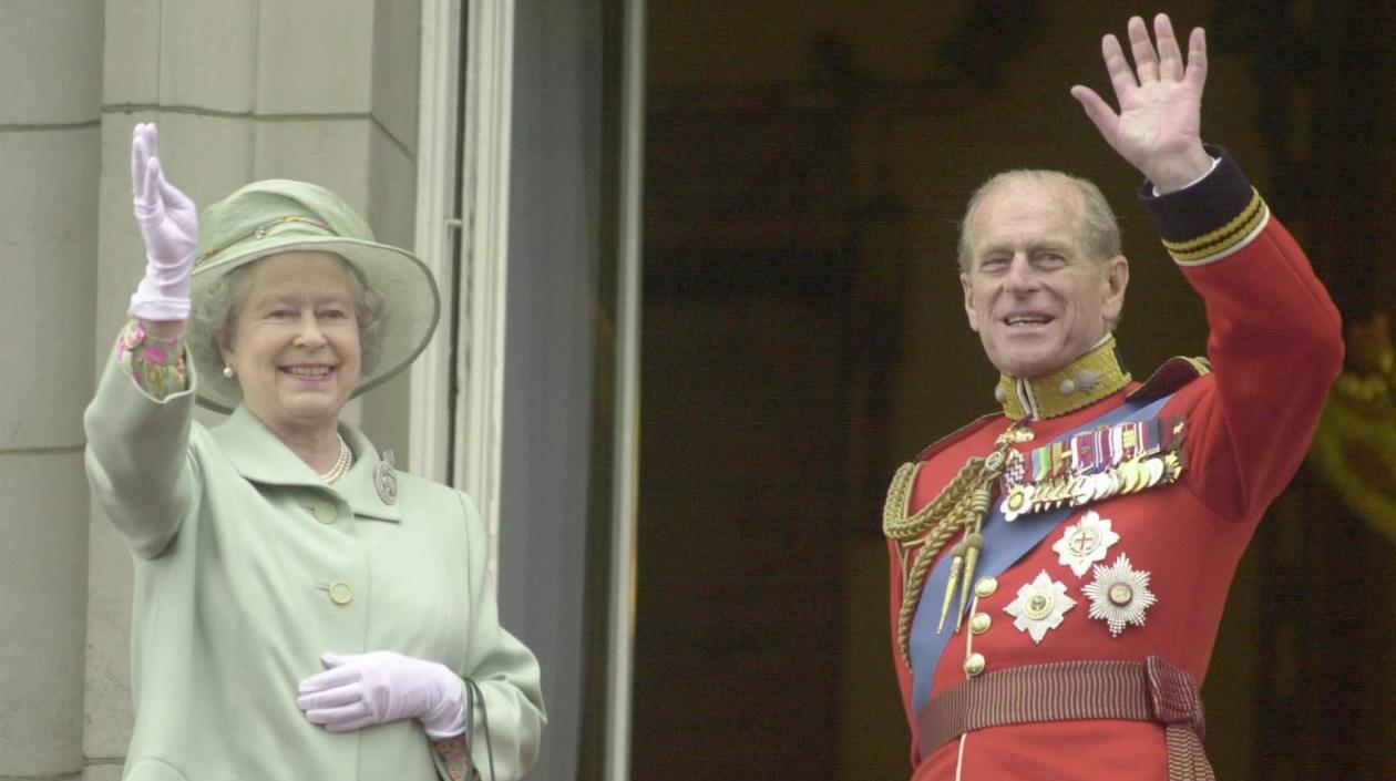 La reina Isabel II y el Duque de Edimburgo 
