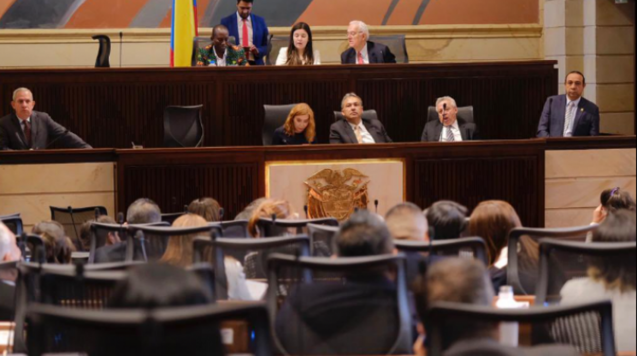Comisiones terceras y cuartas del Congreso en debate.