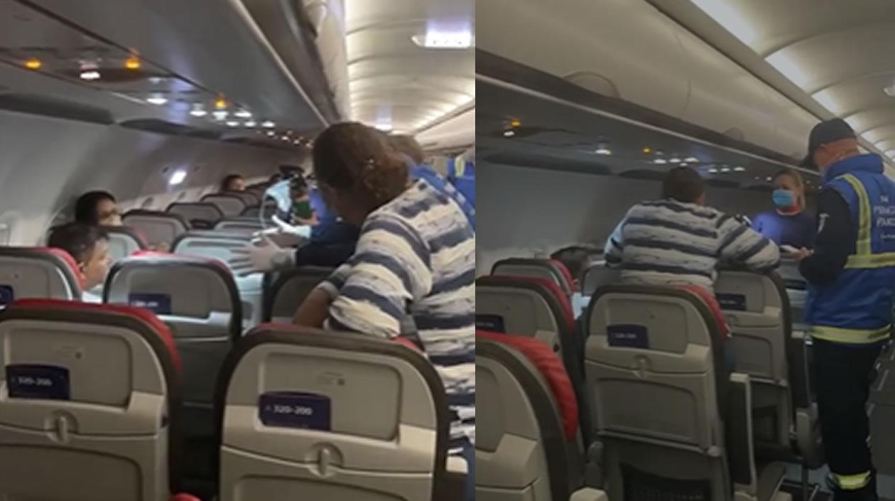 Iván René Valenciano cuando era atendido en el avión.