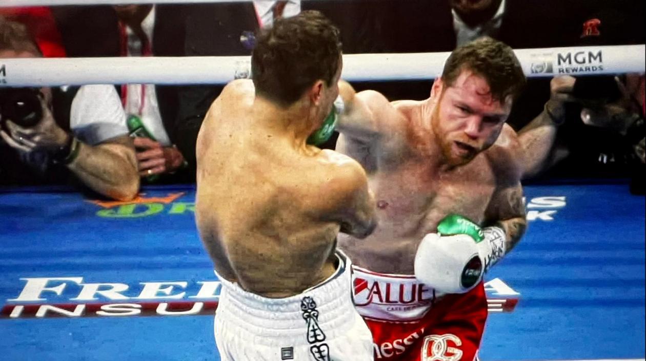 Saúl 'Canelo' Álvarez, boxeador mexicano. 