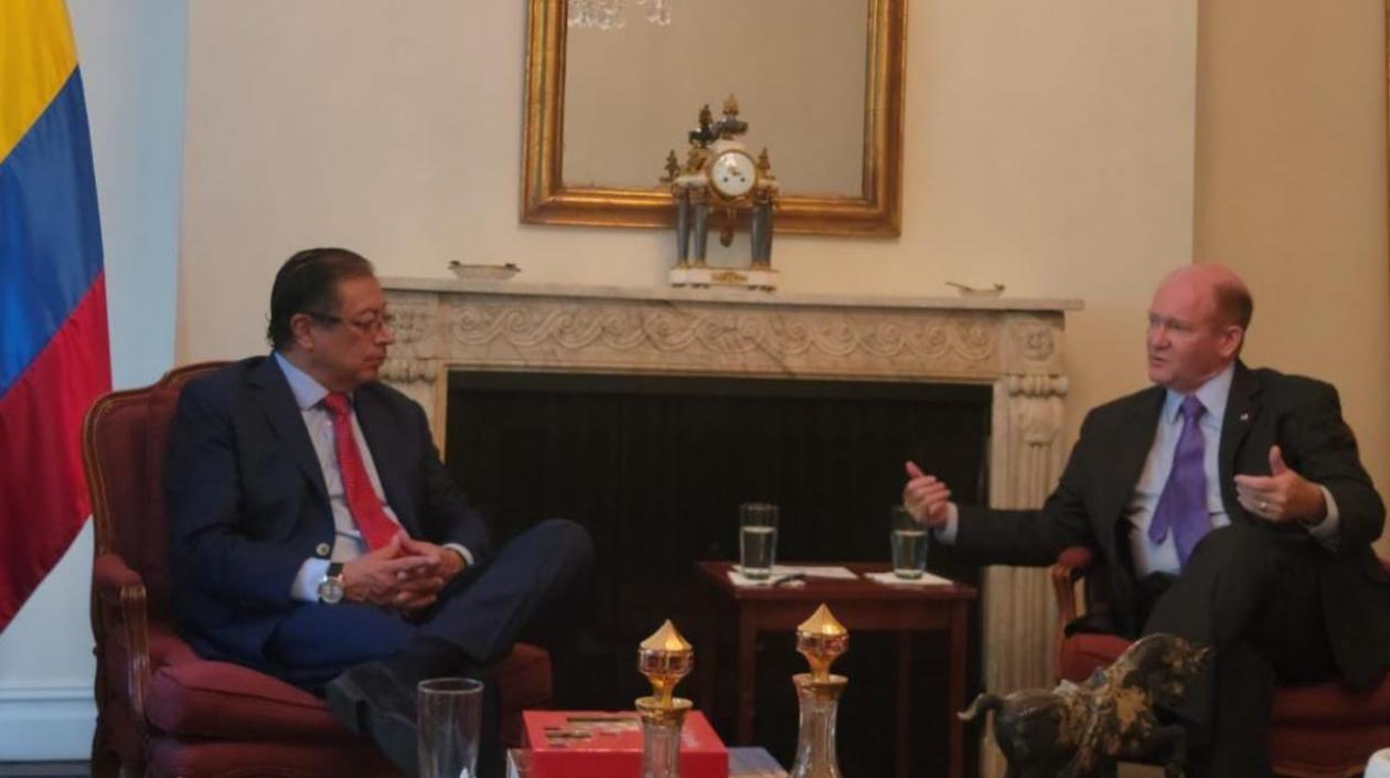 El Presidente Petro y el senador Christopher Andrew Coons.