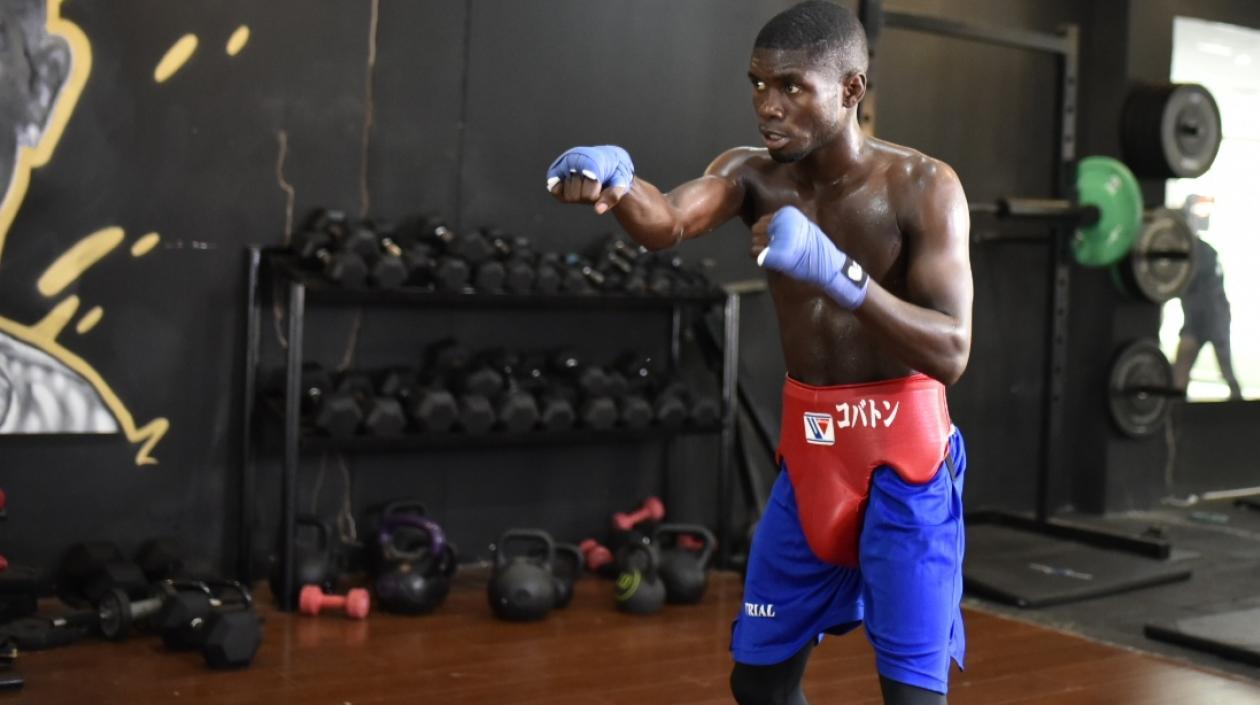 Yuberjen Martínez, boxeador colombiano. 