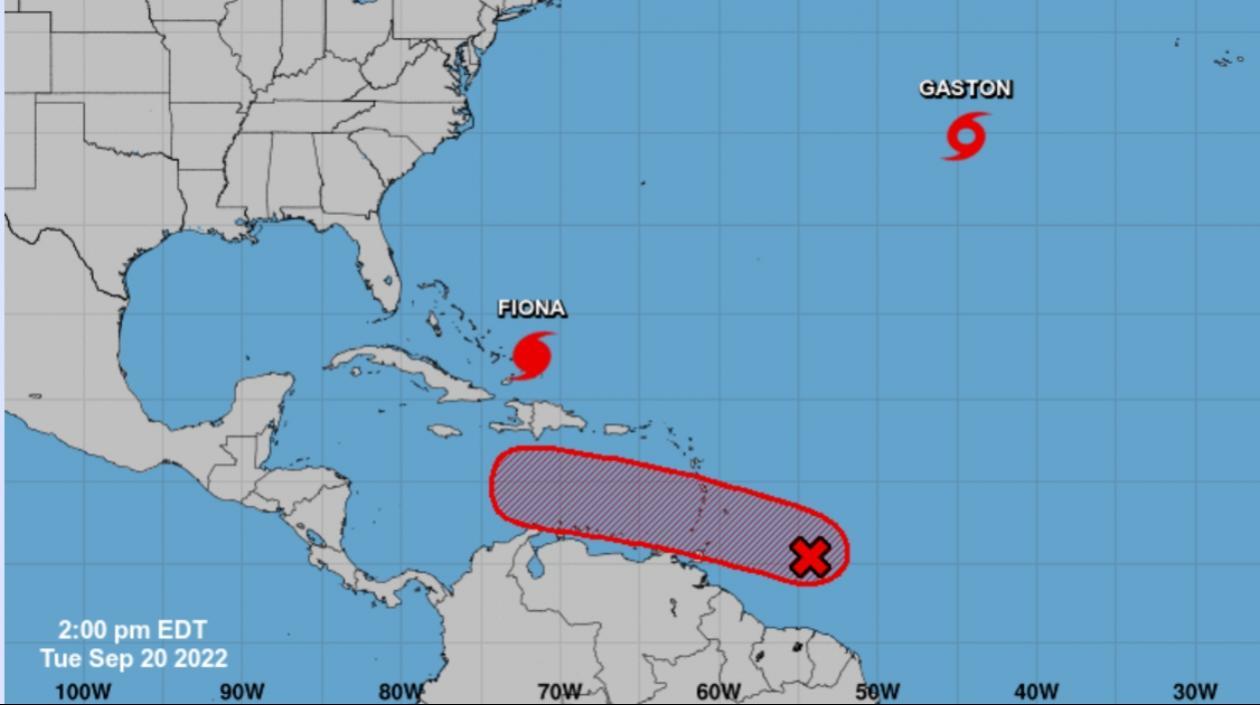 La X roja es la onda tropical y su trayectoria que podría tener. 
