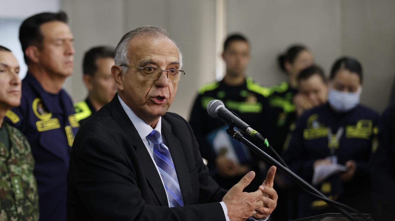 El Ministro de Defensa, Iván Velásquez.