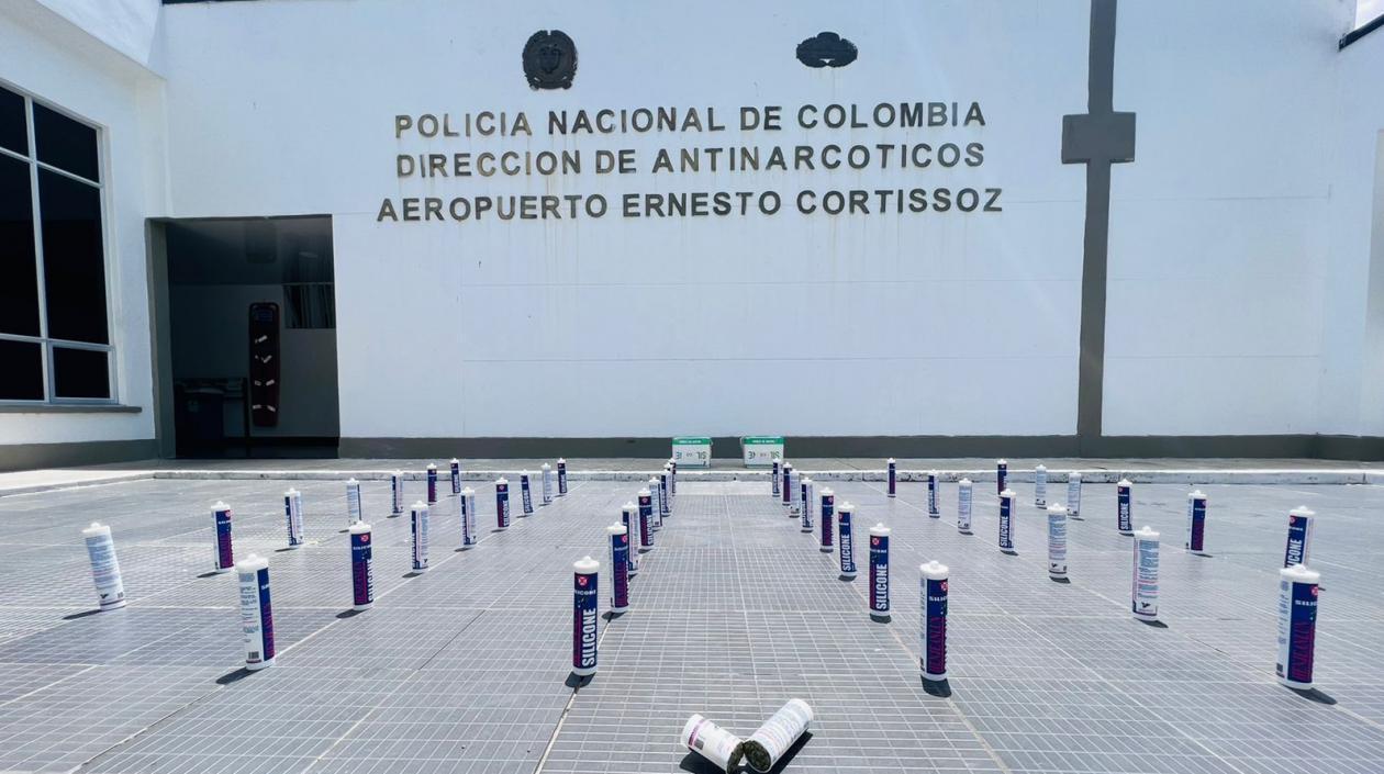 Tubos de silicona con 7 kilos de marihuana. 