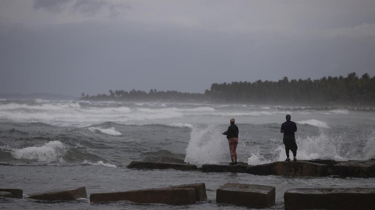 Mar Caribe agitado por el paso de la tormenta. 