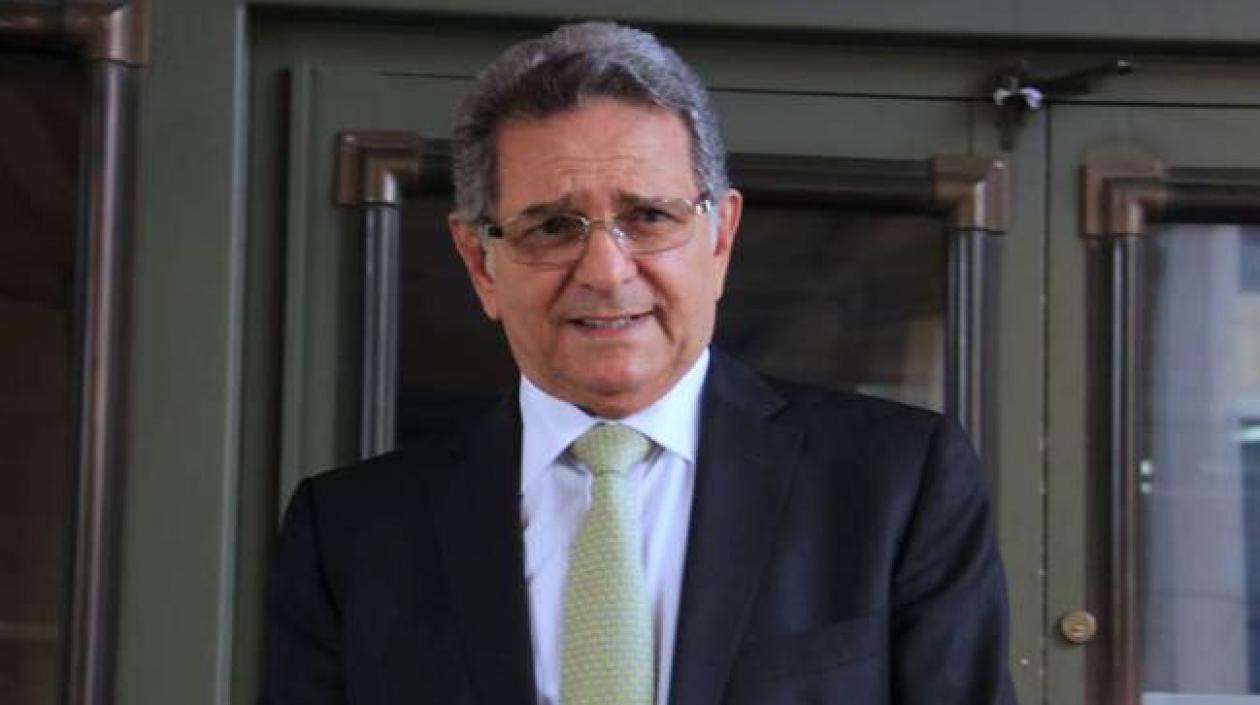 Julio Manzur Abdala, exsenador Conservador.