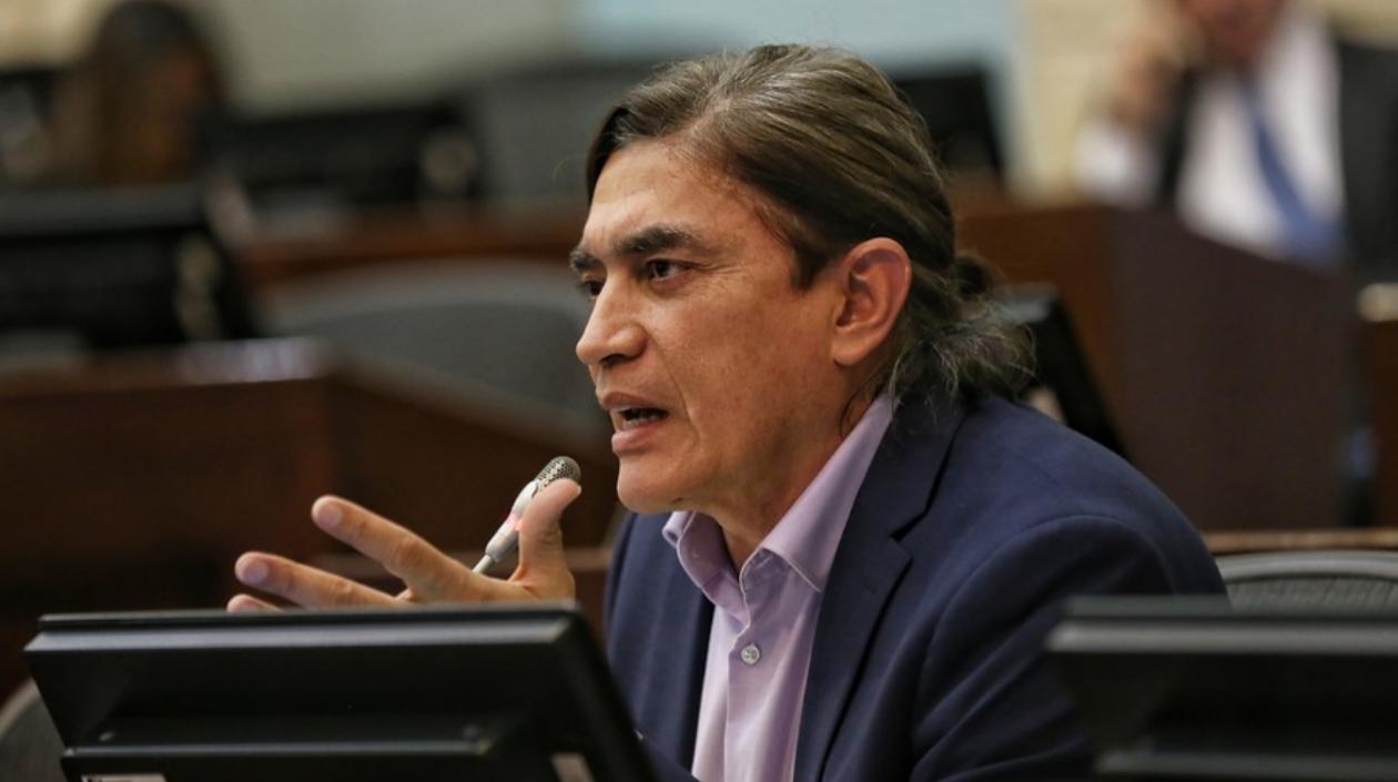 Gustavo Bolívar, senador.