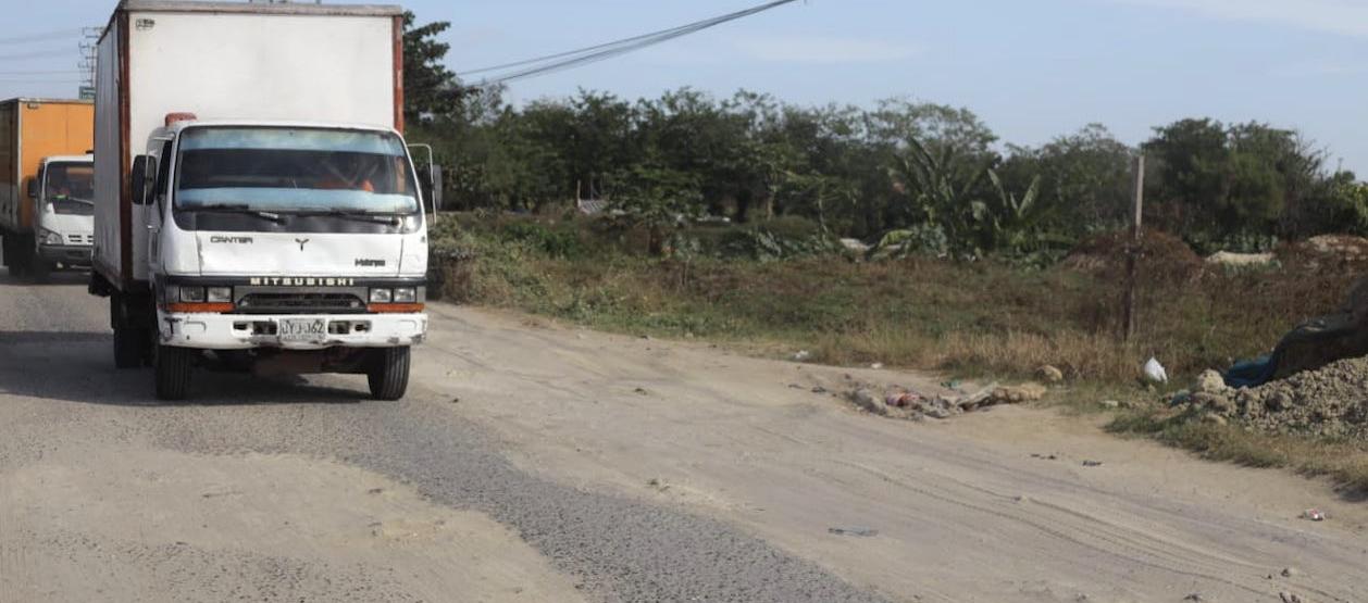 Estado que presenta la vía a Caracolí.