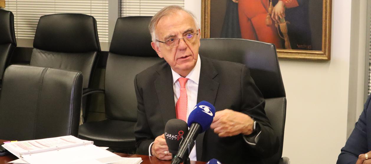 El Ministro de Defensa de Colombia, Iván Velásquez Gómez.