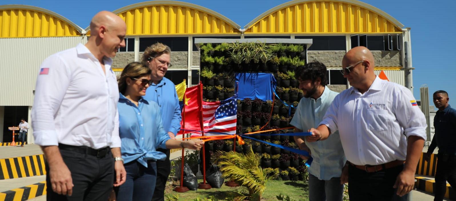 La inauguración de StepUp Andamios Manufacturing fue este viernes, pero las operaciones arrancaron el 12 de diciembre.