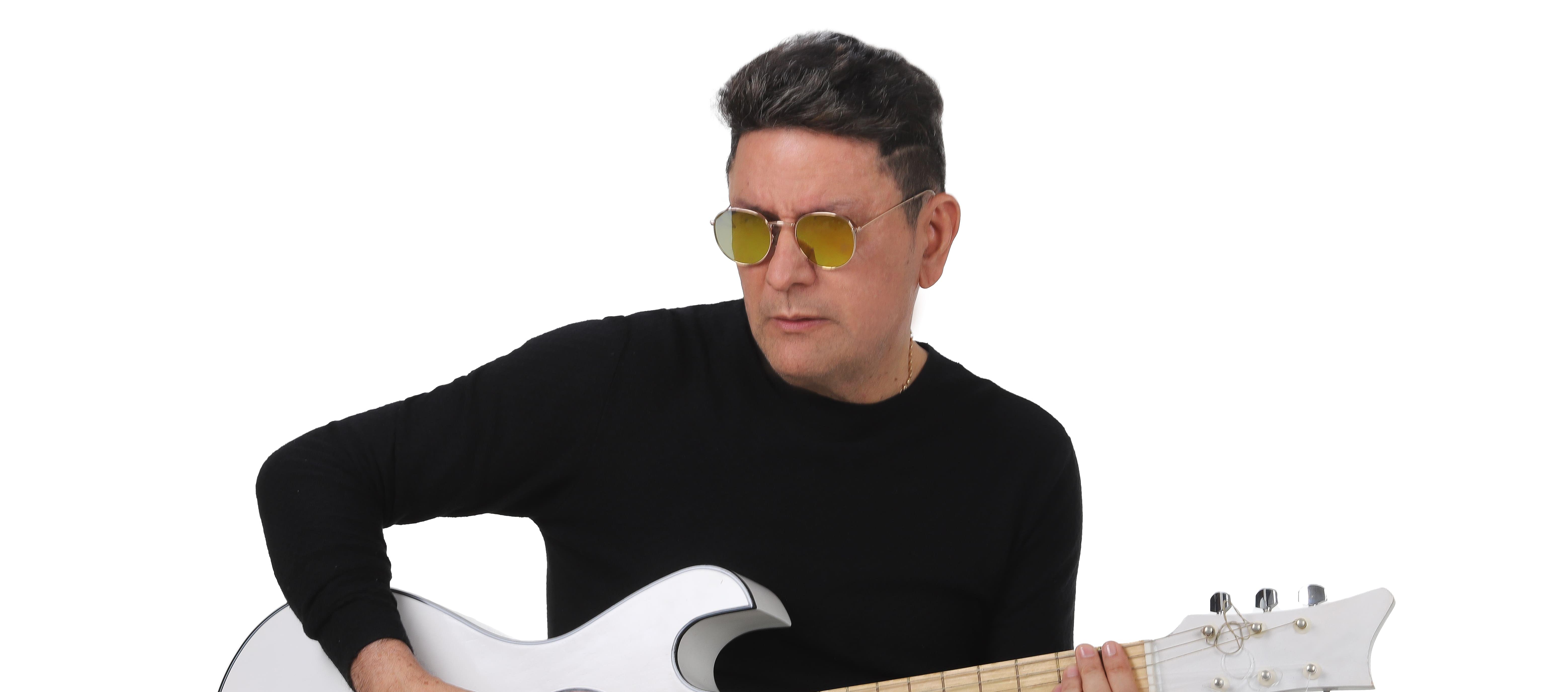 Iván Ovalle, cantautor.