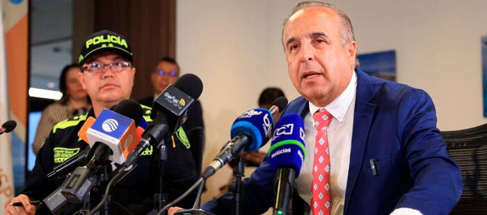 El Ministro de Transporte Guillermo Reyes.