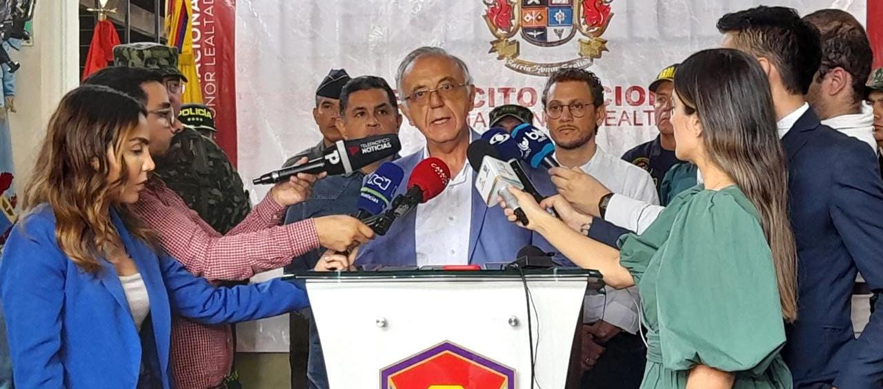 Iván Velásquez, Ministro de Defensa.