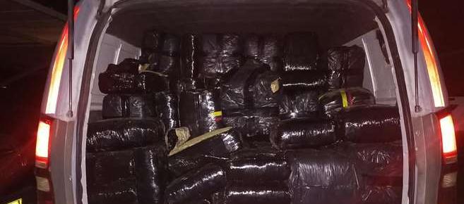 Cargamento de marihuana en falso vehículo del Inpec.