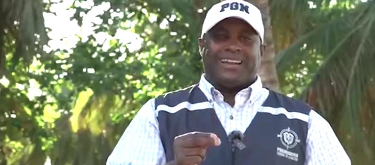 Jeferson Mena, Asesor de la Procuraduría.