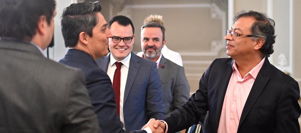 El Presidente Gustavo Petro con integrantes del Consejo Nacional de Planeación.