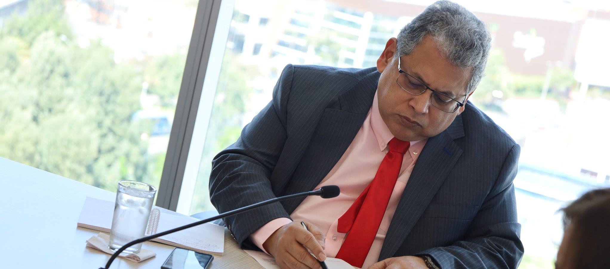 Superintendente Nacional de Salud, Ulahí Beltrán López.